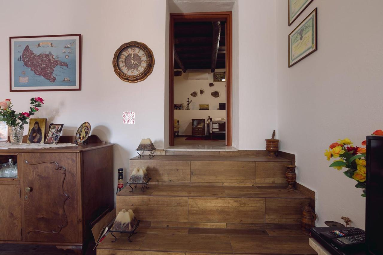 Villa Roxani Meskla Exterior foto